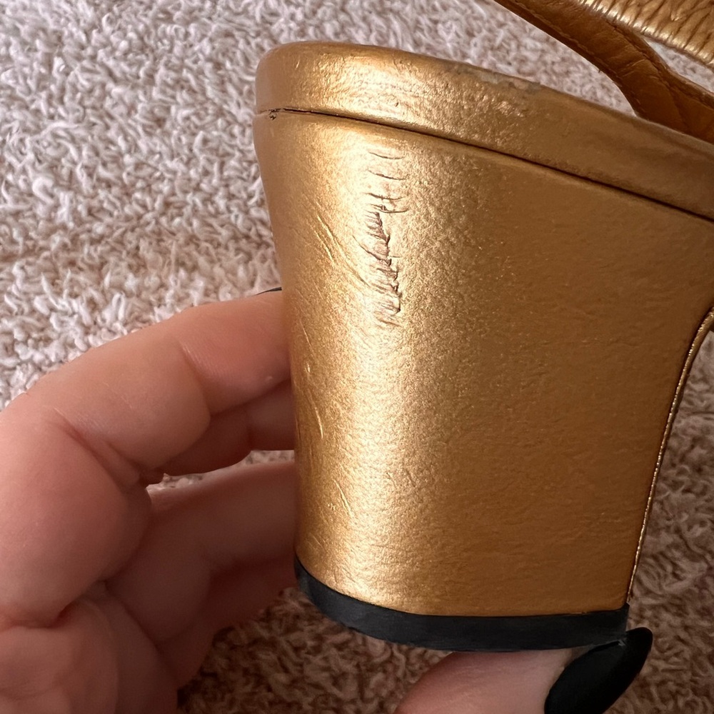 CHANEL slingback gold leather sandals CC interlocking logo cap toe black 6.5 7 - Picture 10 of 14
